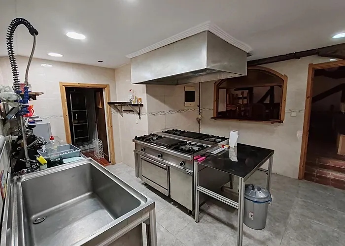 Caserio 'the Formicary' Antezana de la Ribera